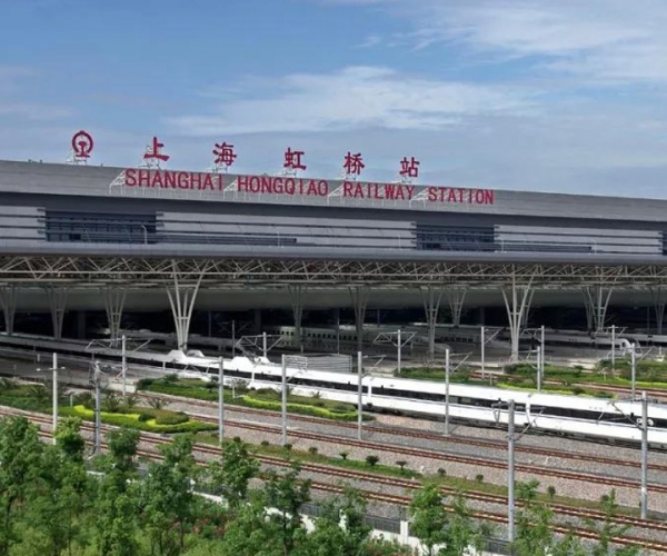 橫流式方形冷卻塔與橫流式閉式冷卻塔的特點區別?(開式橫流冷卻塔和閉式橫流冷卻塔)